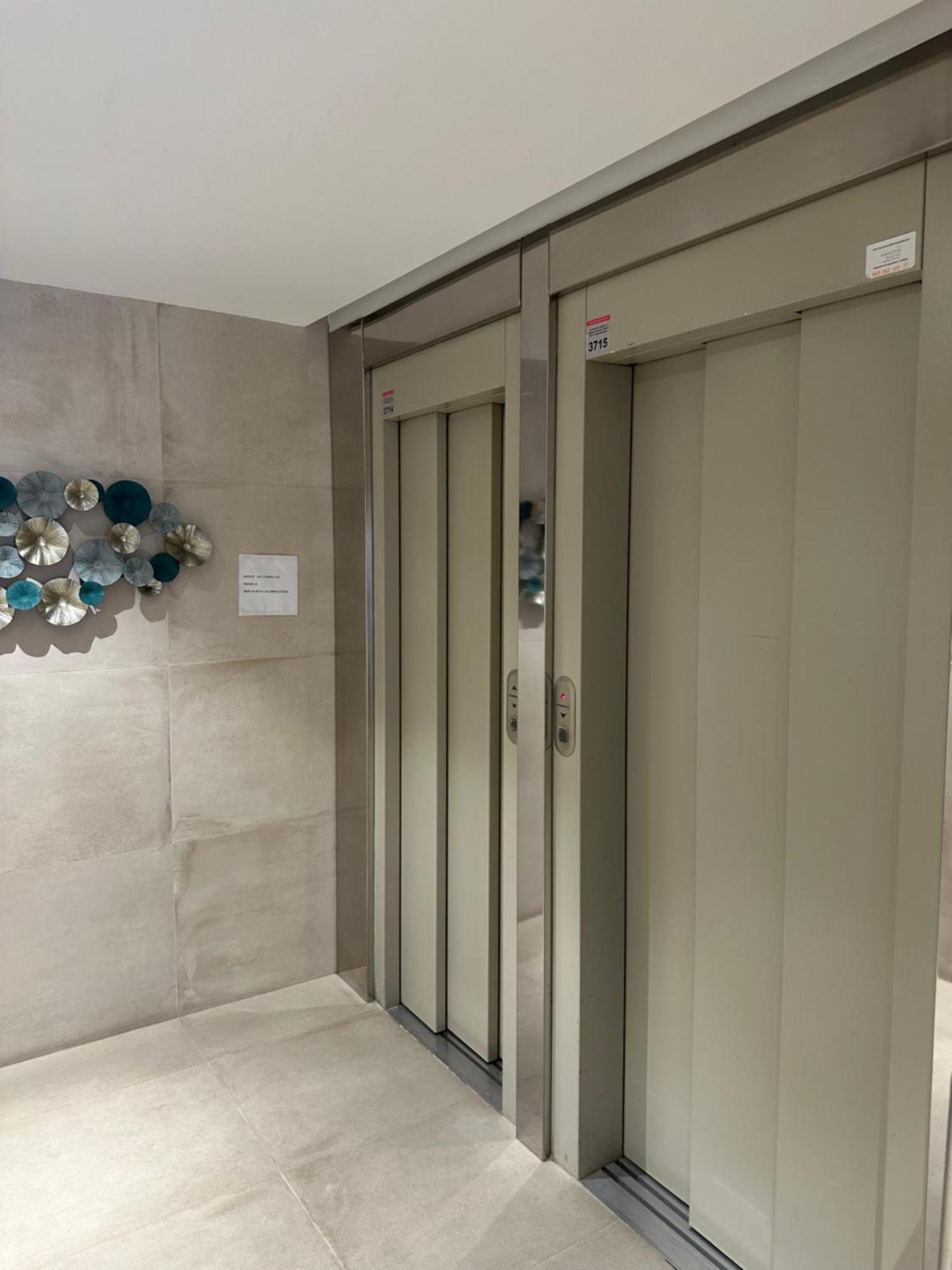 Piso En El Corazon De Alicante Con Ubicacion Unica Exterior foto