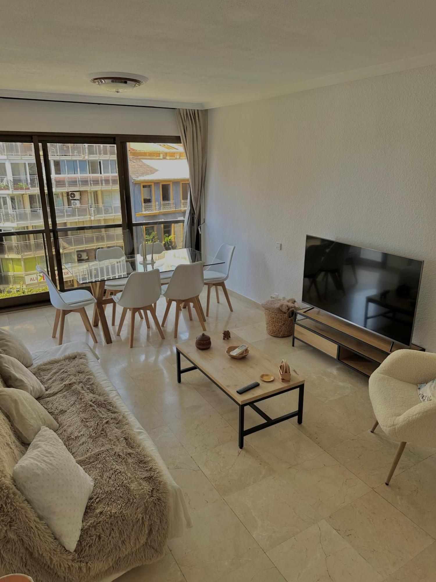 Piso En El Corazon De Alicante Con Ubicacion Unica Exterior foto