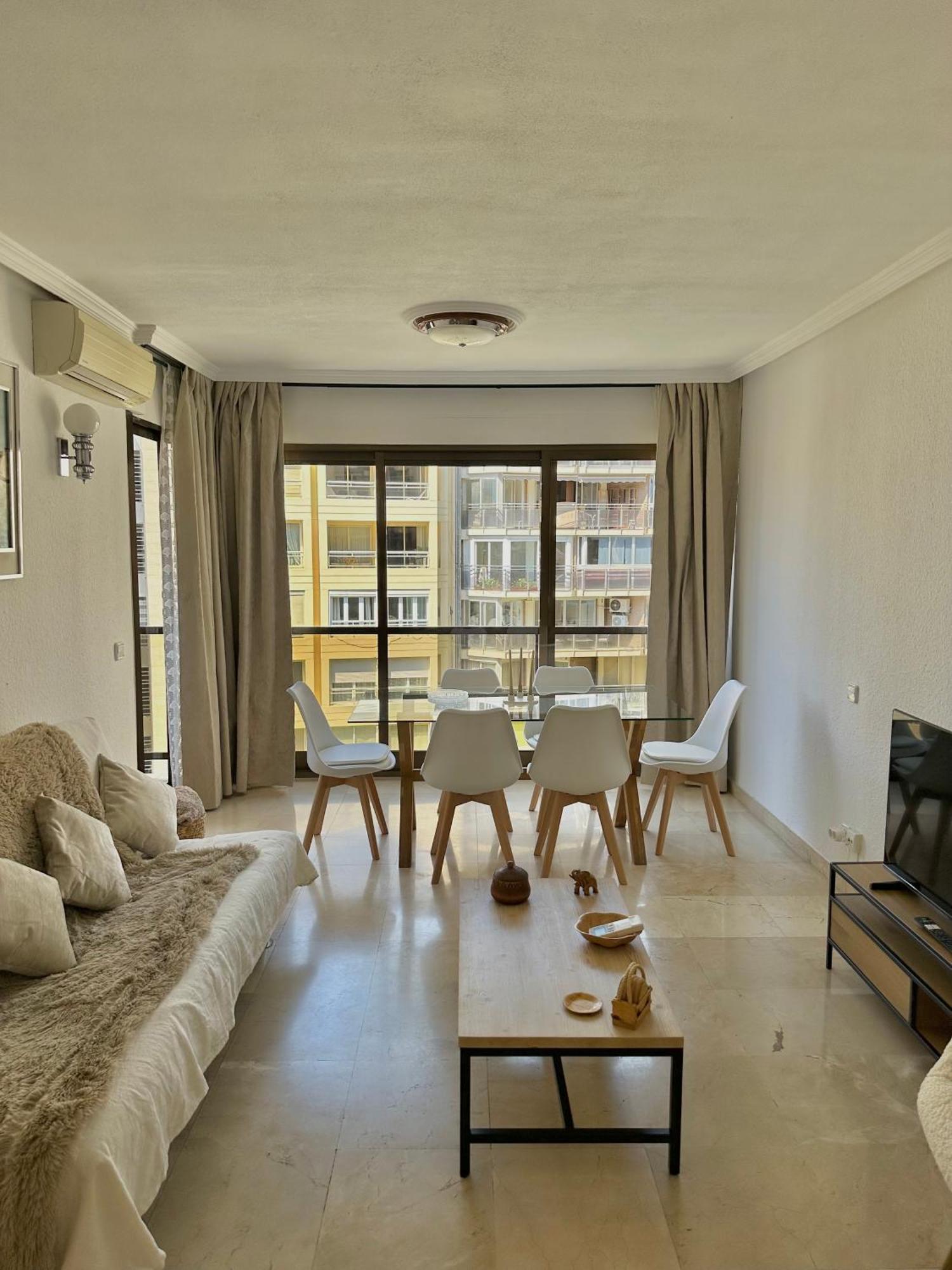 Piso En El Corazon De Alicante Con Ubicacion Unica Exterior foto