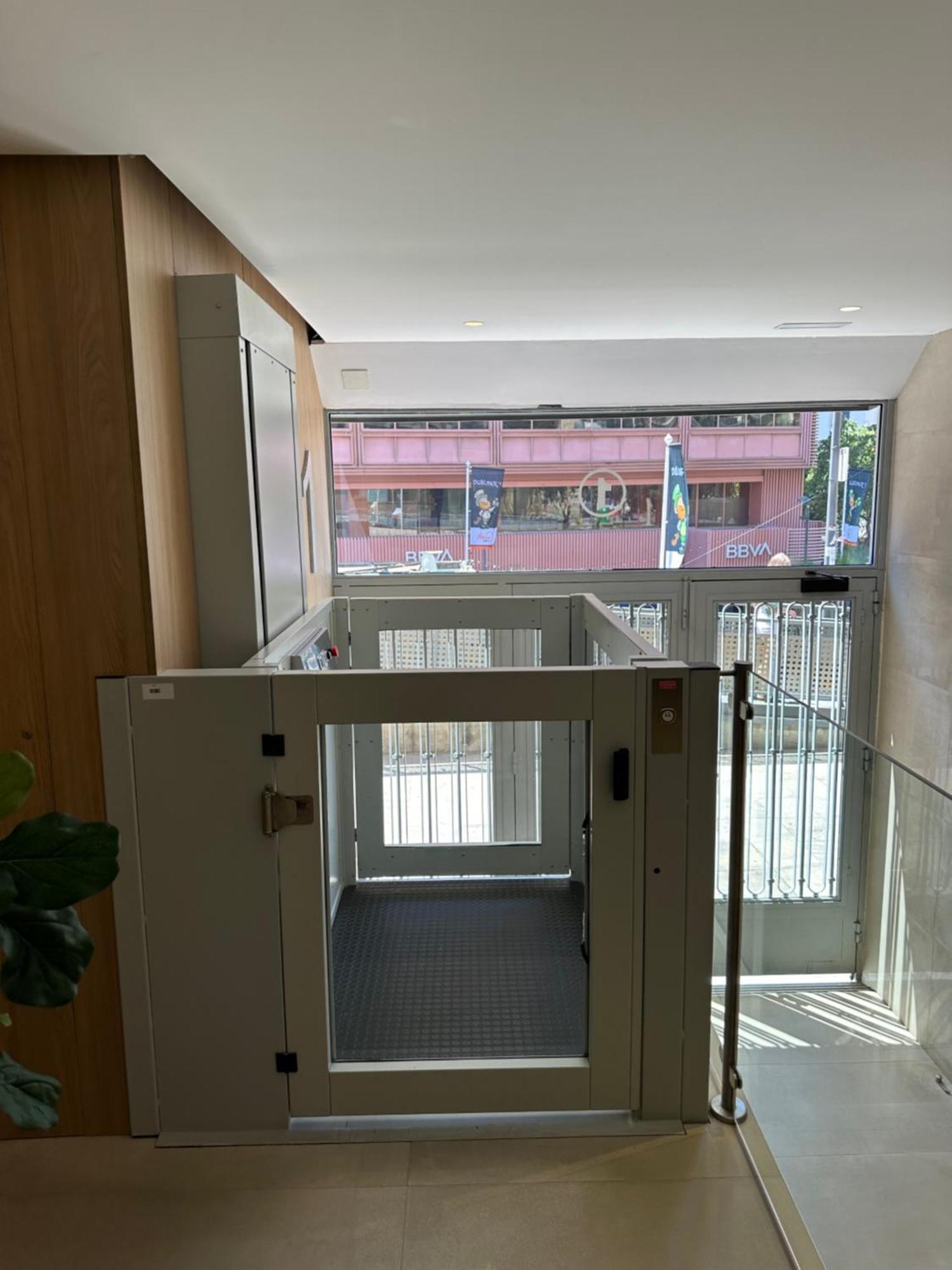 Piso En El Corazon De Alicante Con Ubicacion Unica Exterior foto